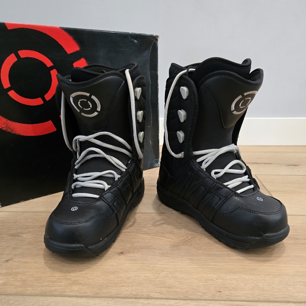 Nitro Snowboard Boots 10 Tyrant Black Snowboarding Athletic Winter Sport